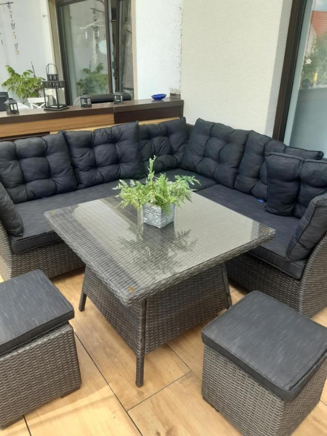 Hochwertige Und Moderne Ferienwohnung Huber Neuweiler  Bagian luar foto